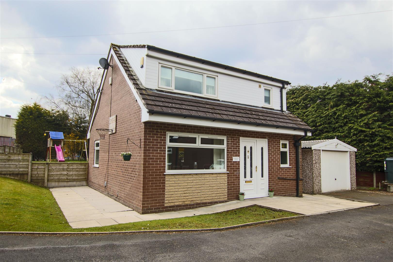 4 Bed Detached House For Sale - Main Image